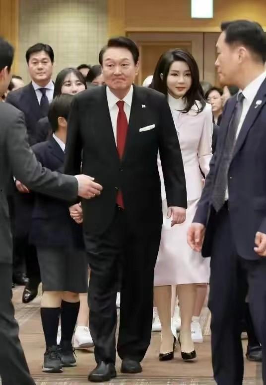 金建希日韩出访视频播放,金建希日韩出访精彩瞬间回顾